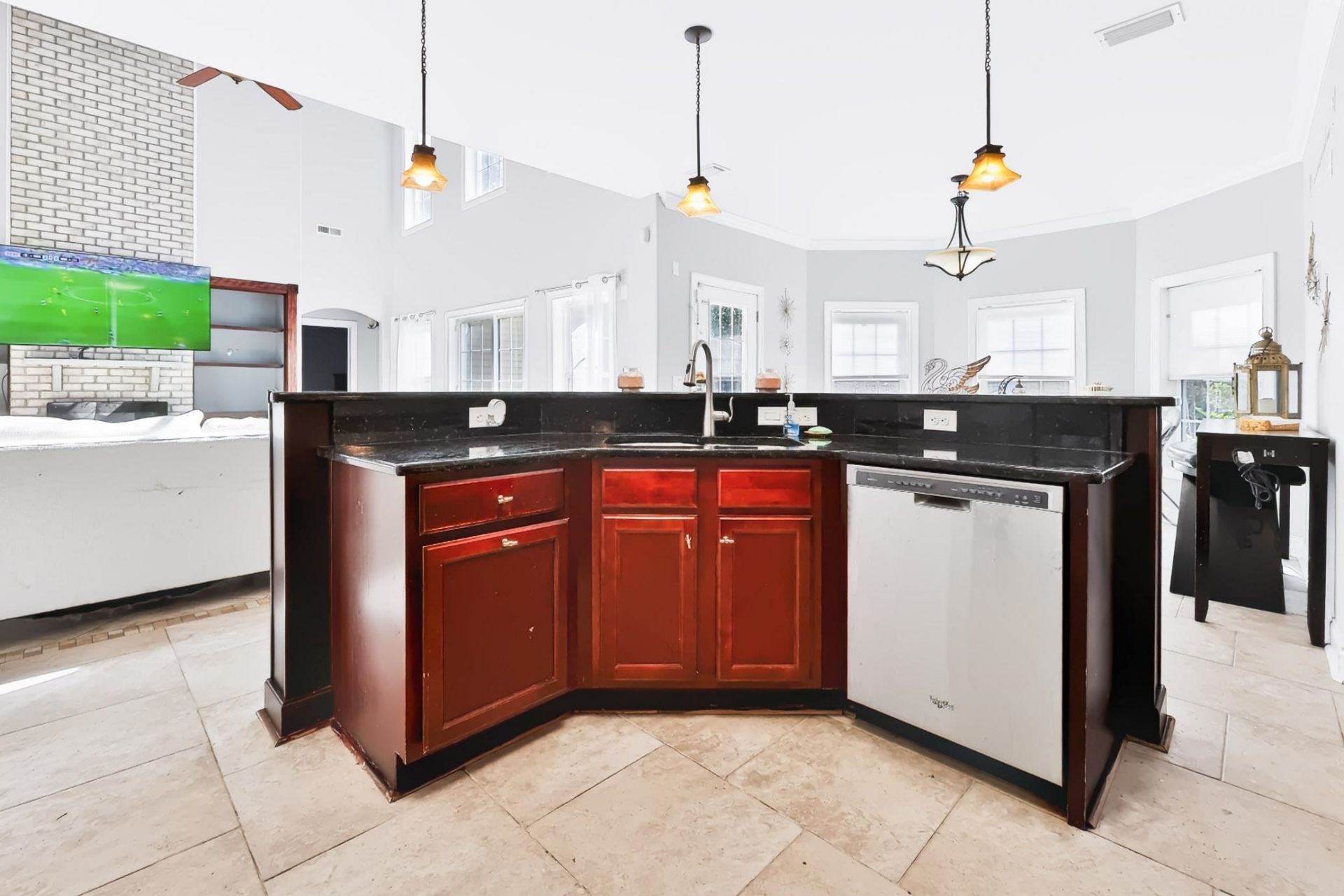 360 Capers Creek Dr.  Photo 8