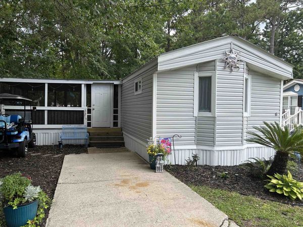 6 Shamrock Circle, Murrells Inlet, SC 29576