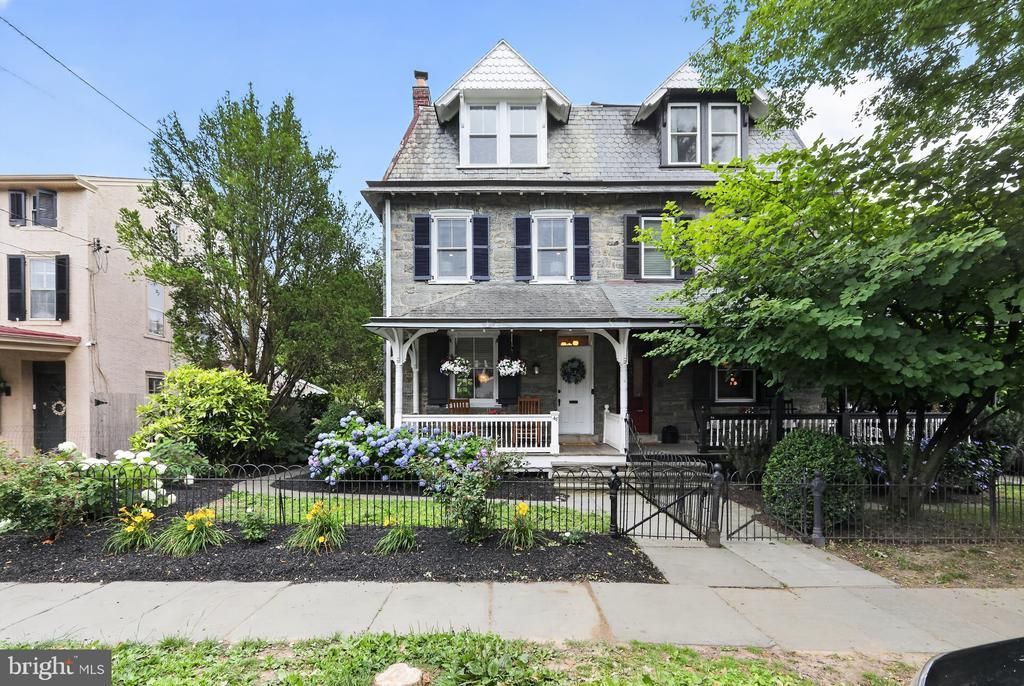 48 W Highland Avenue, Philadelphia, PA 19118 Main Photo