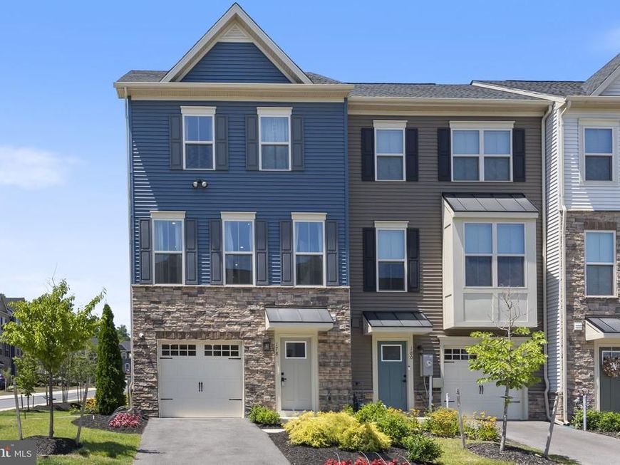 178 Bethlehem Pl, Baltimore, MD 21225 Main Photo
