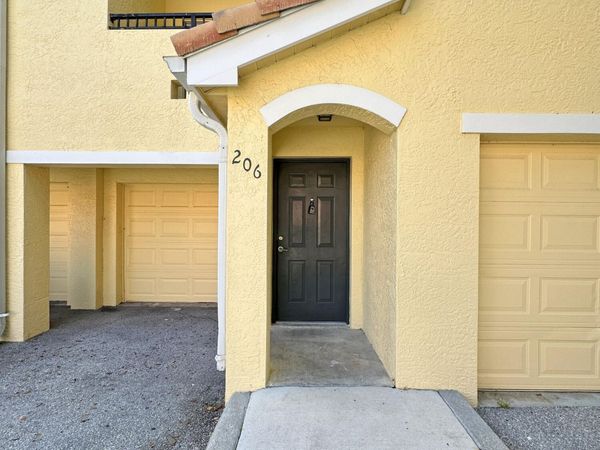 152 SW Peacock Boulevard, Unit 27-206, Port St. Lucie, FL 34986