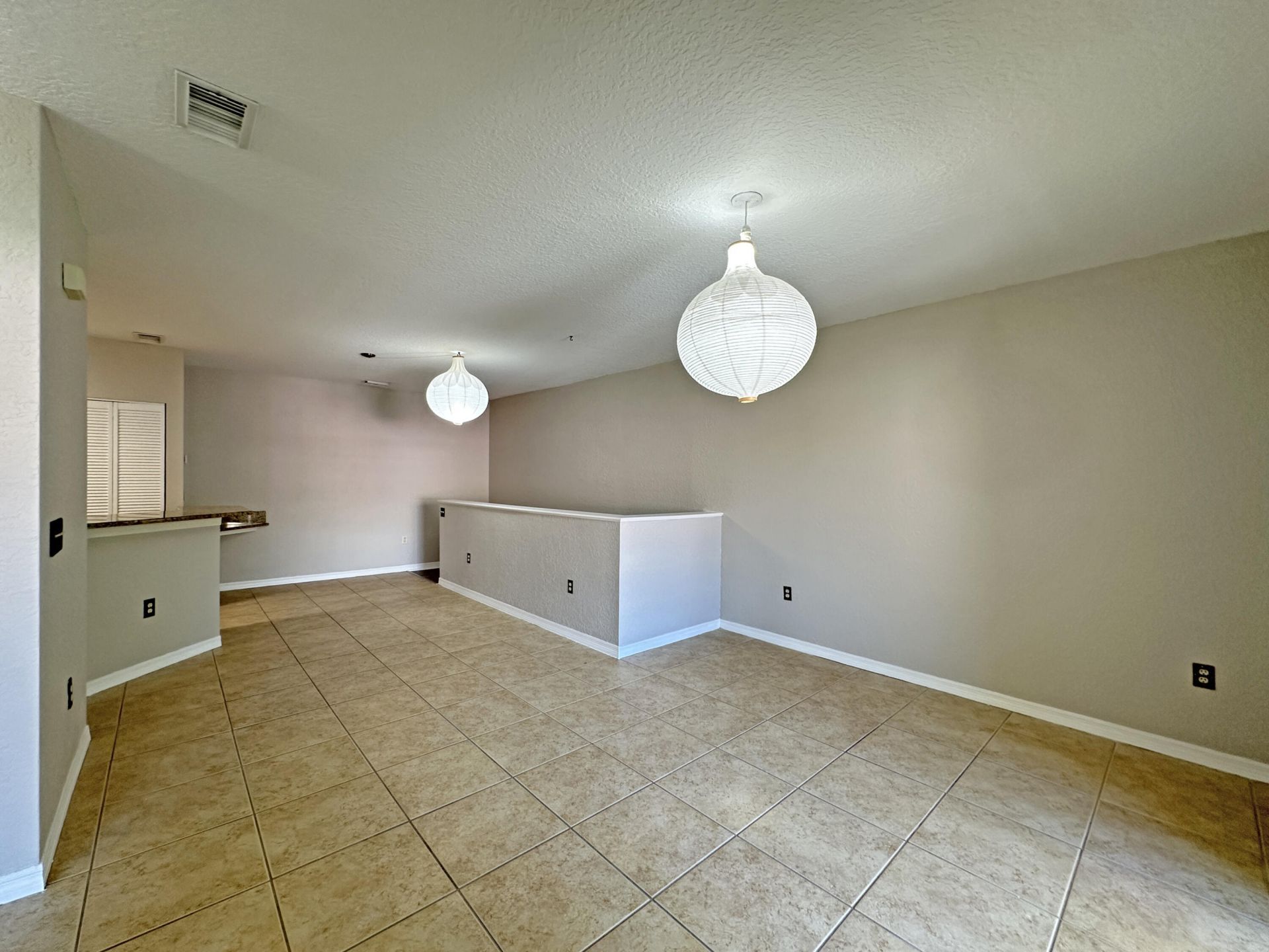 152 SW Peacock Boulevard, Unit 27-206, Port Saint Lucie, FL 34986 Photo