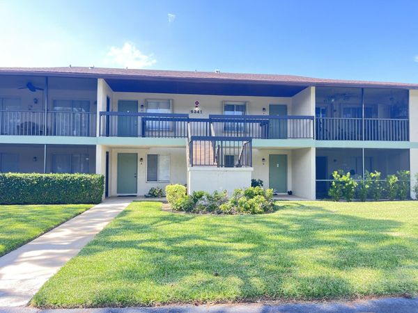 6341 Chasewood Drive, Unit D, Jupiter, FL 33458