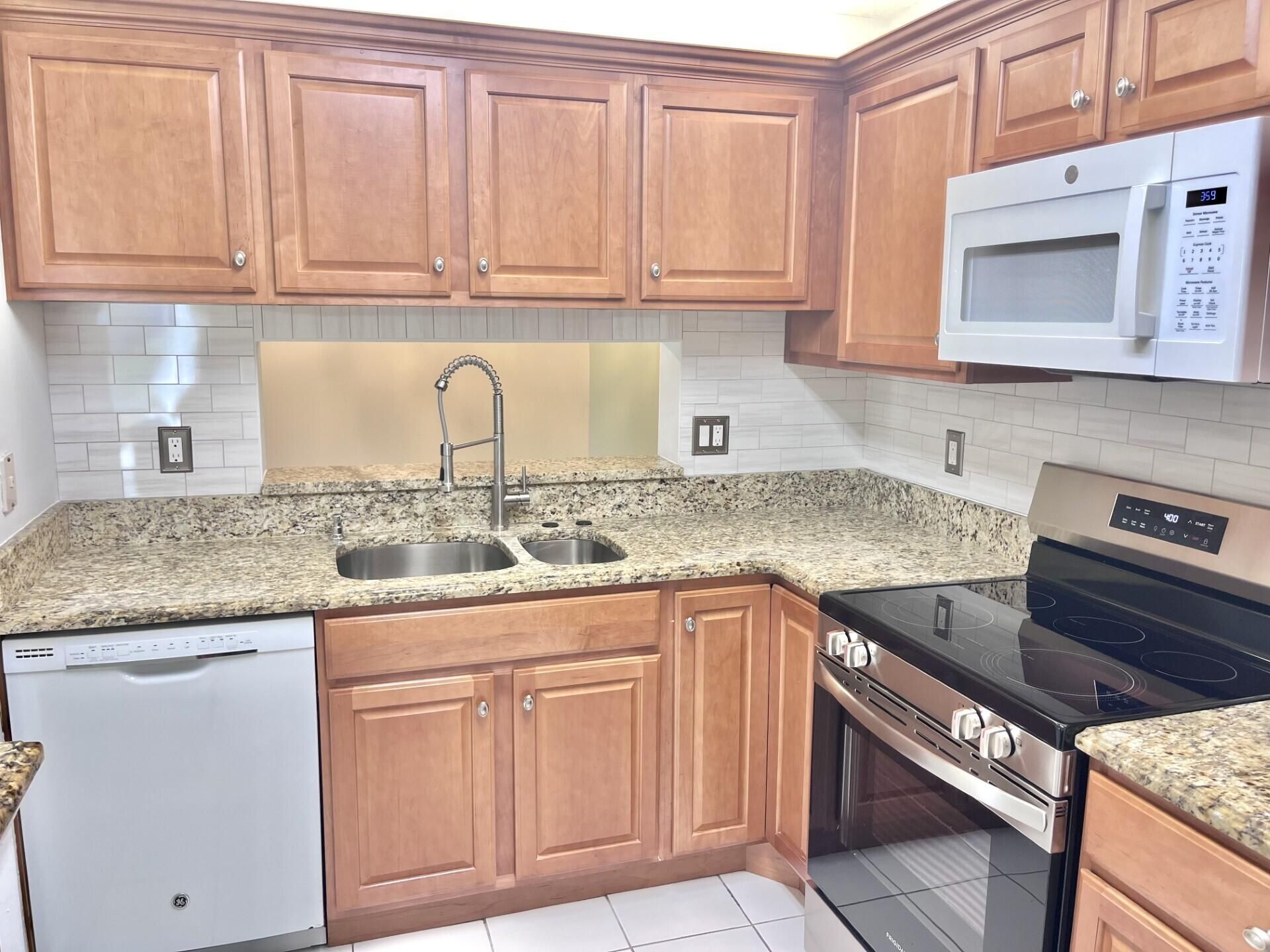 6341 Chasewood Drive, Unit D, Jupiter, FL 33458 Photo