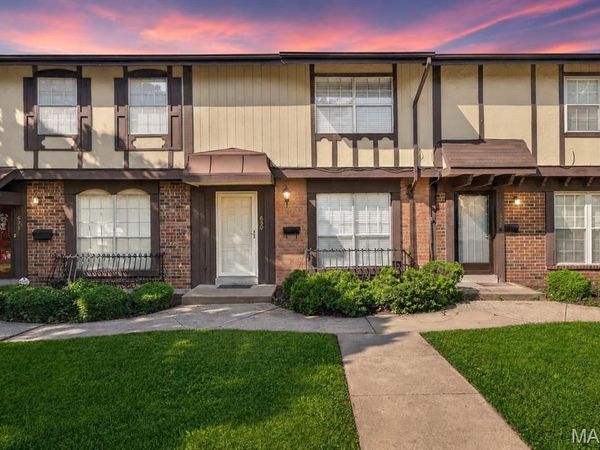 630 Rosetta Drive, Florissant, MO 63031