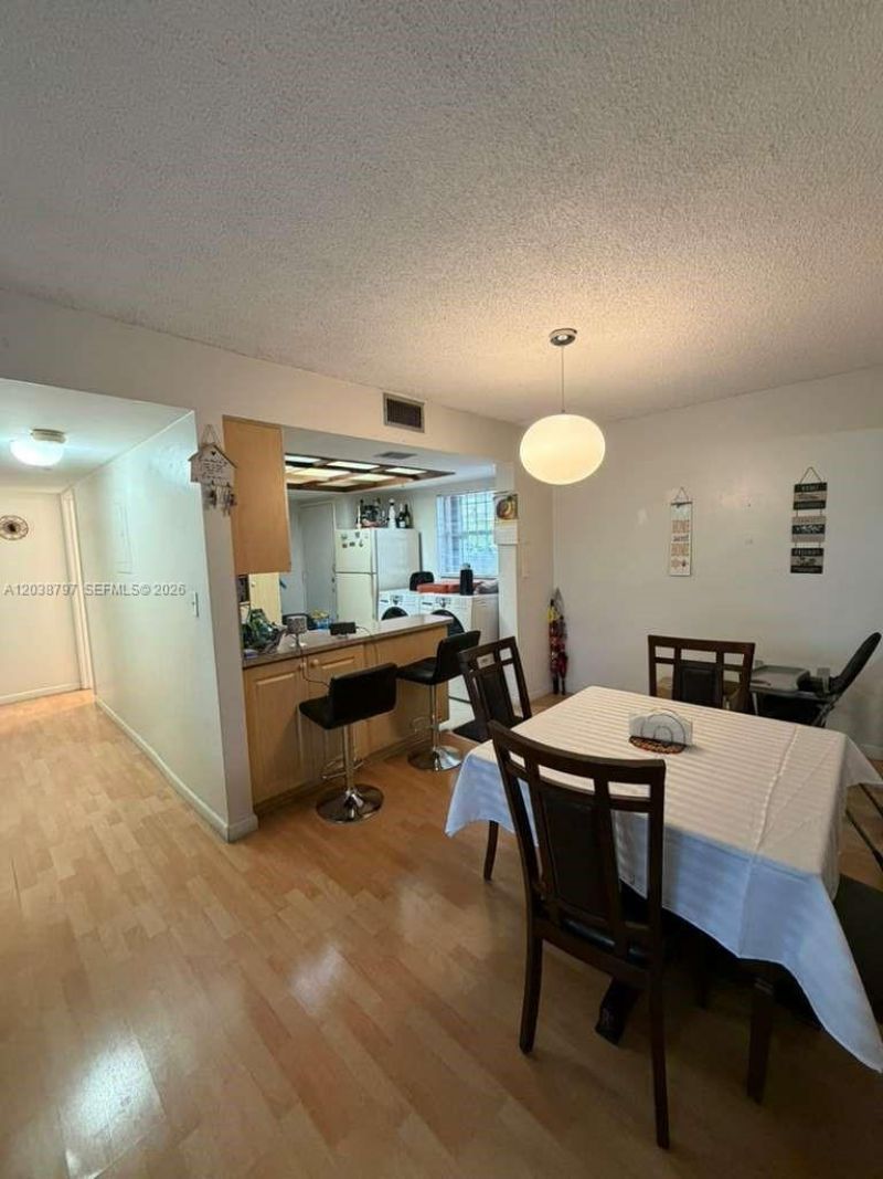8775 Park Blvd , Unit 318, Miami, FL 33172 Photo