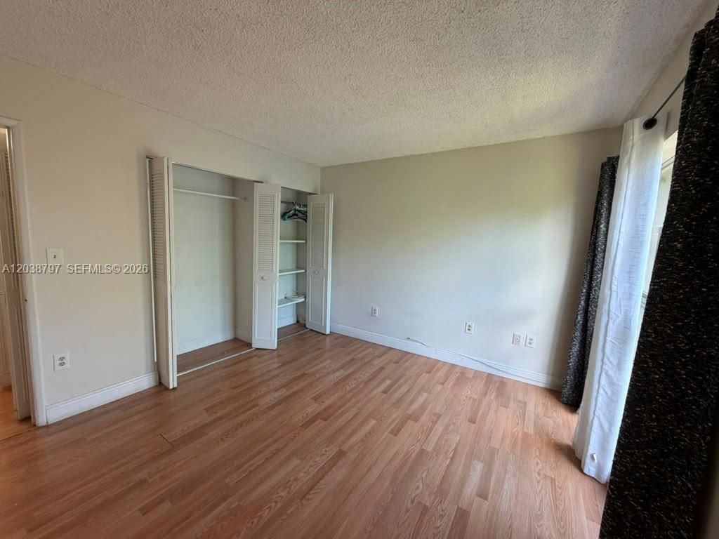 8775 Park Blvd , Unit 318, Miami, FL 33172 Photo