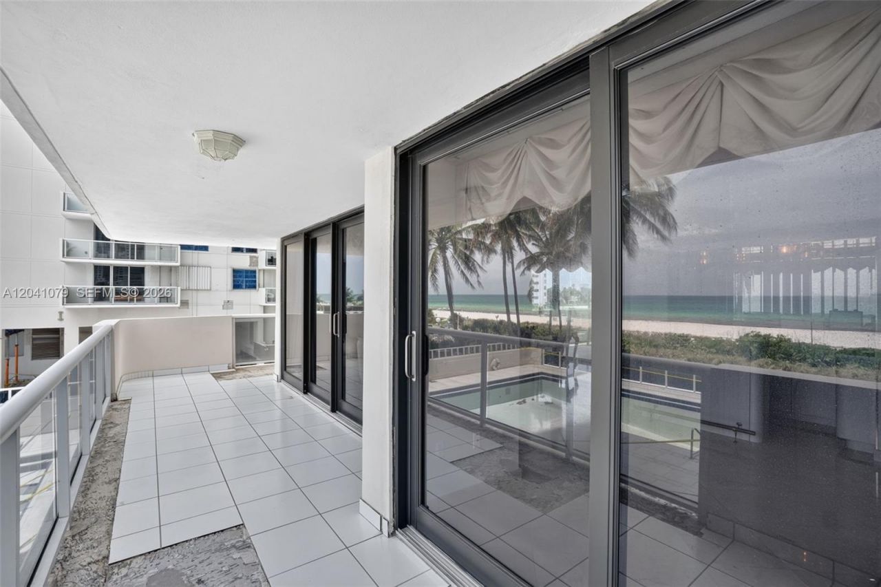 5757 Collins Ave , Unit 405, Miami Beach, FL 33140 Photo