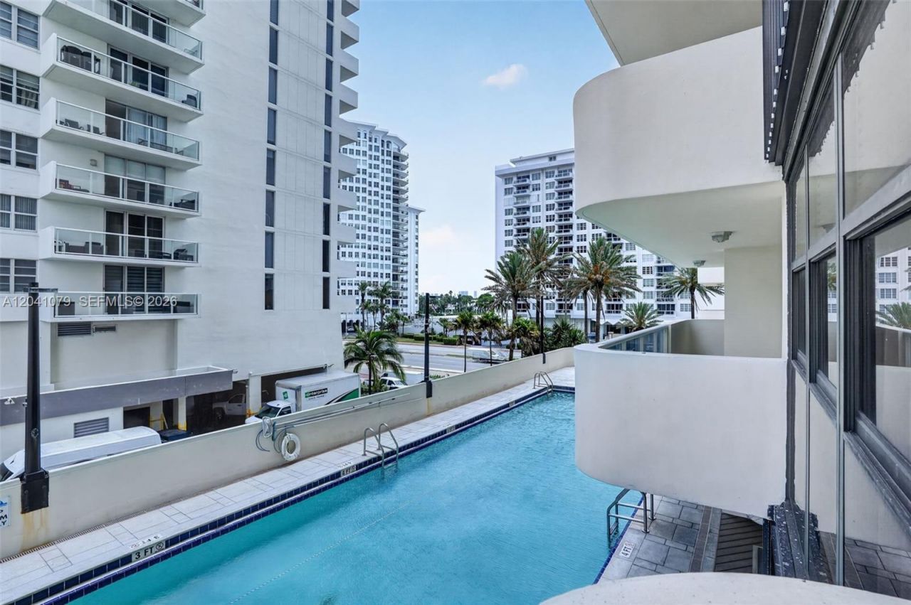 5757 Collins Ave , Unit 405, Miami Beach, FL 33140 Photo