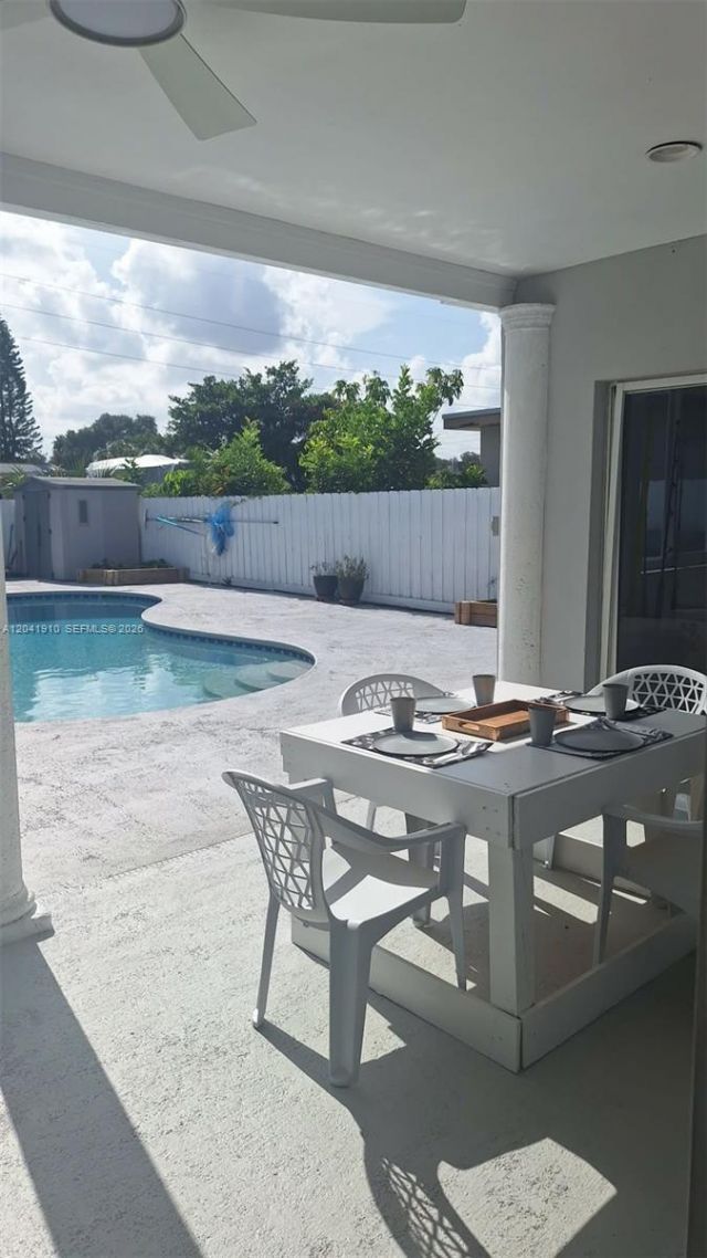 1800 N 55th Ave , Hollywood, FL 33021 Photo