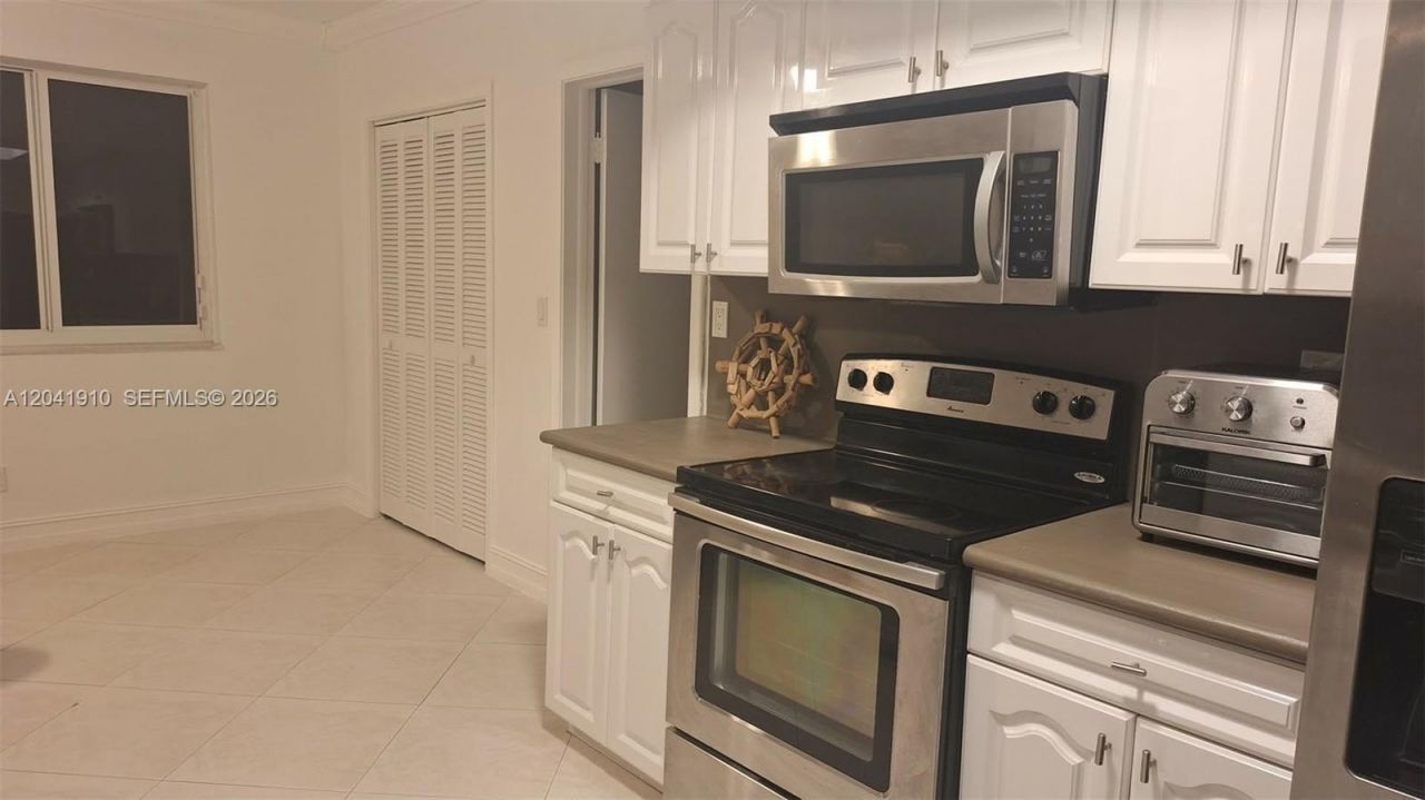 1800 N 55th Ave , Hollywood, FL 33021 Photo