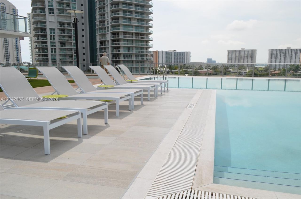 330 Sunny Isles Blvd , Unit 5-2503, Sunny Isles Beach, FL 33160 Photo