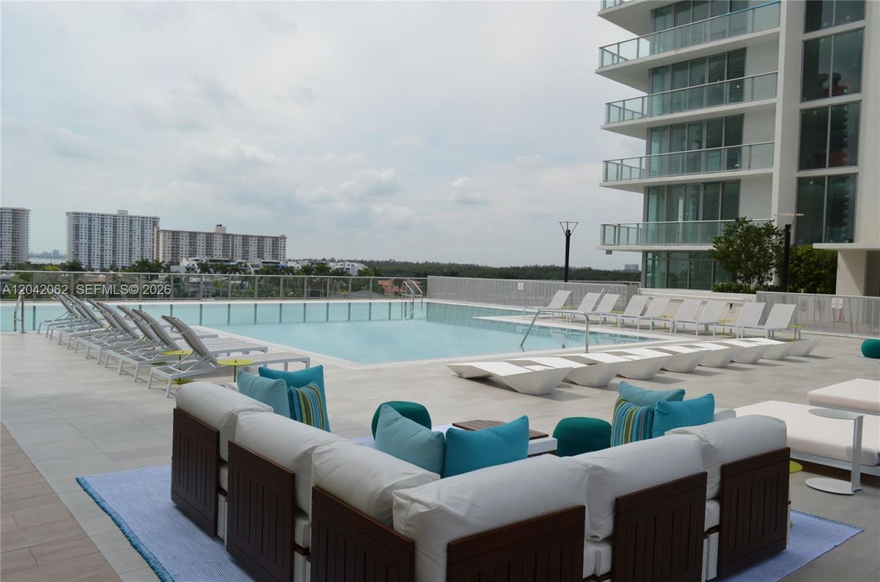 330 Sunny Isles Blvd , Unit 5-2503, Sunny Isles Beach, FL 33160 Photo