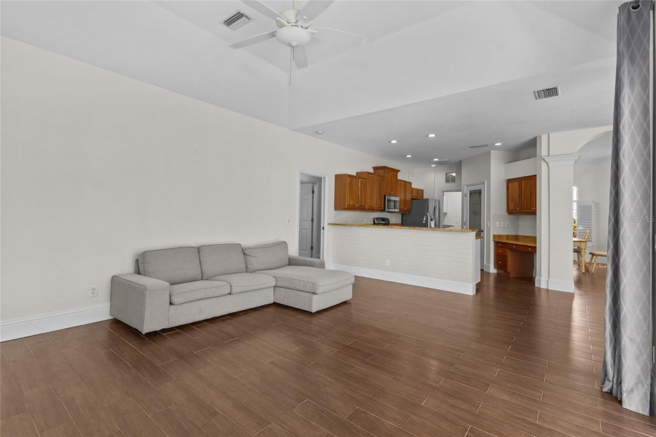 12209 Clubhouse Drive , Lakewood Ranch, FL 34202 Photo