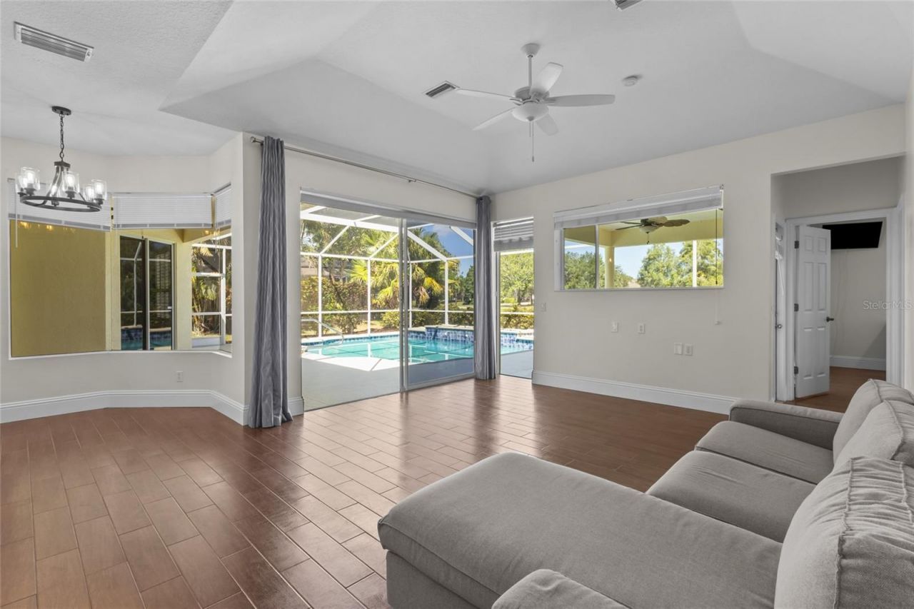 12209 Clubhouse Drive , Lakewood Ranch, FL 34202 Photo