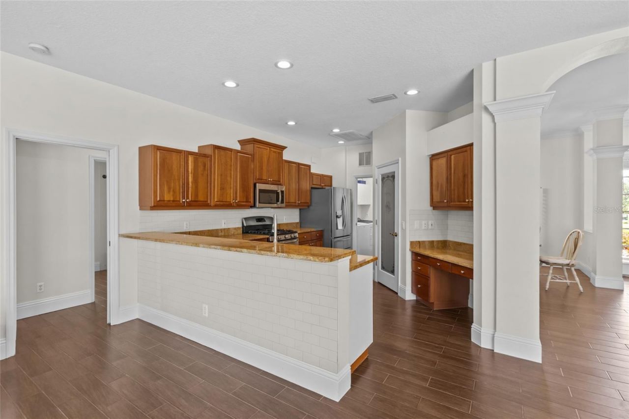 12209 Clubhouse Drive , Lakewood Ranch, FL 34202 Photo