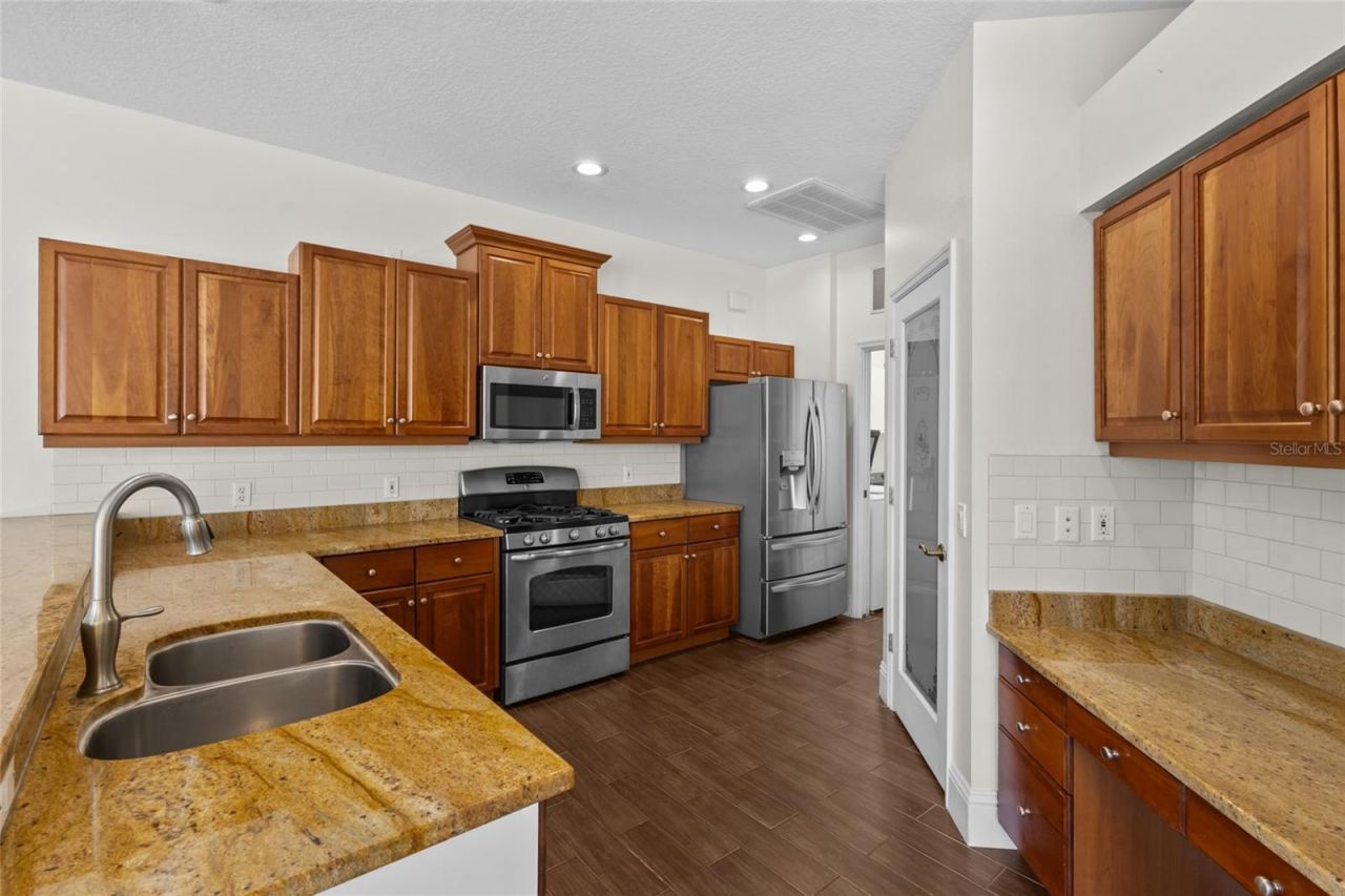12209 Clubhouse Drive , Lakewood Ranch, FL 34202 Photo