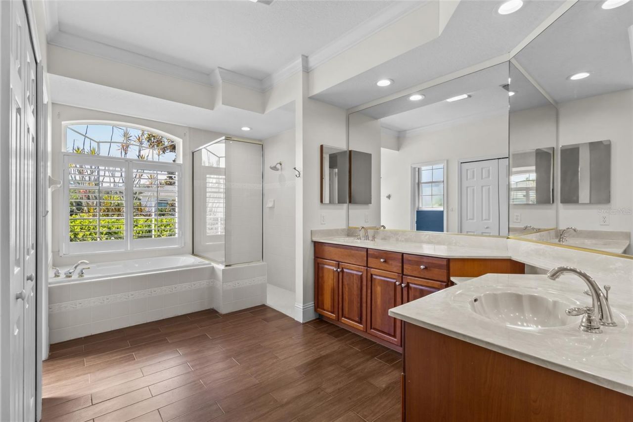 12209 Clubhouse Drive , Lakewood Ranch, FL 34202 Photo