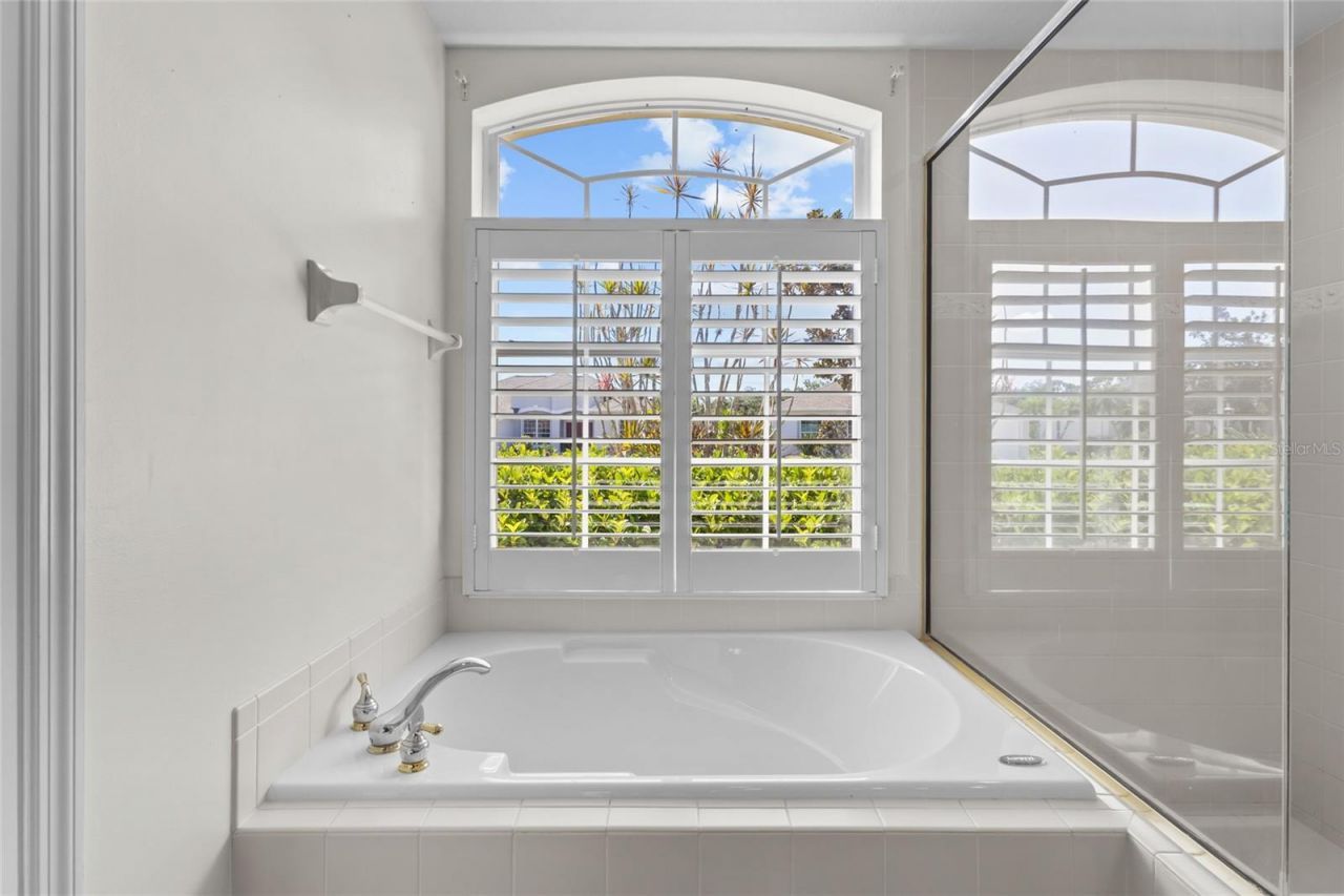 12209 Clubhouse Drive , Lakewood Ranch, FL 34202 Photo