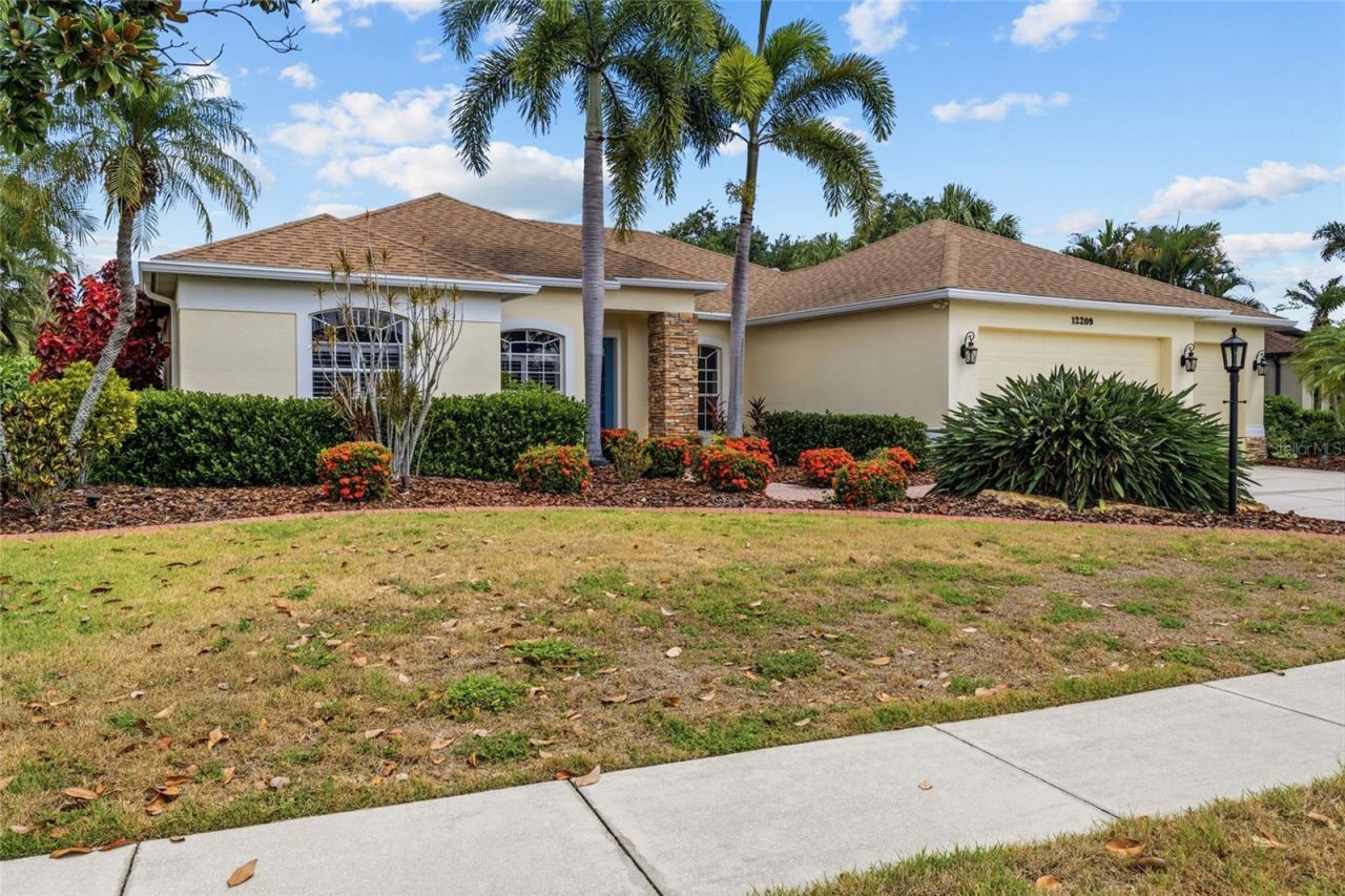 12209 Clubhouse Drive , Lakewood Ranch, FL 34202 Photo