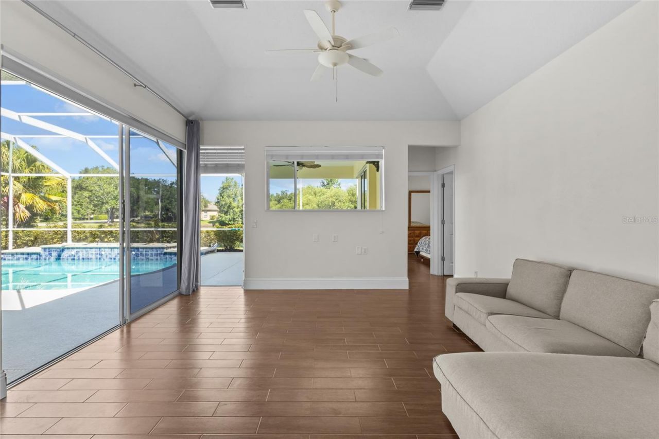 12209 Clubhouse Drive , Lakewood Ranch, FL 34202 Photo