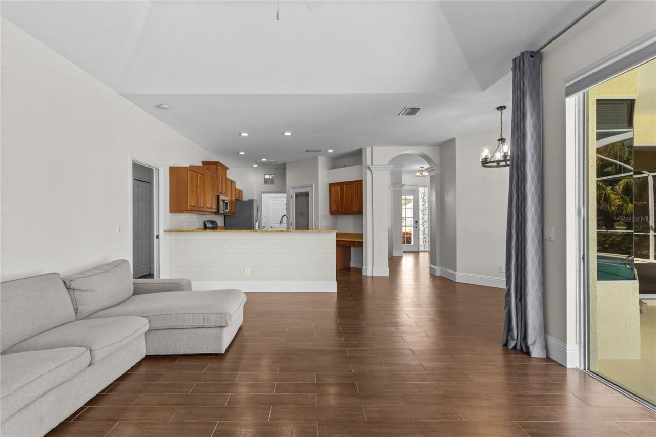 12209 Clubhouse Drive , Lakewood Ranch, FL 34202 Photo