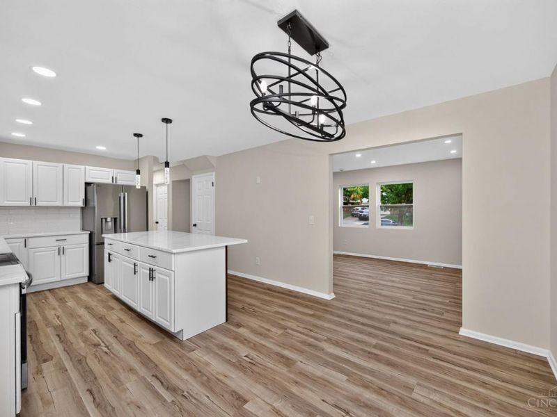 932 Glasgow Drive, Forest Park, OH 45240 Photo 10