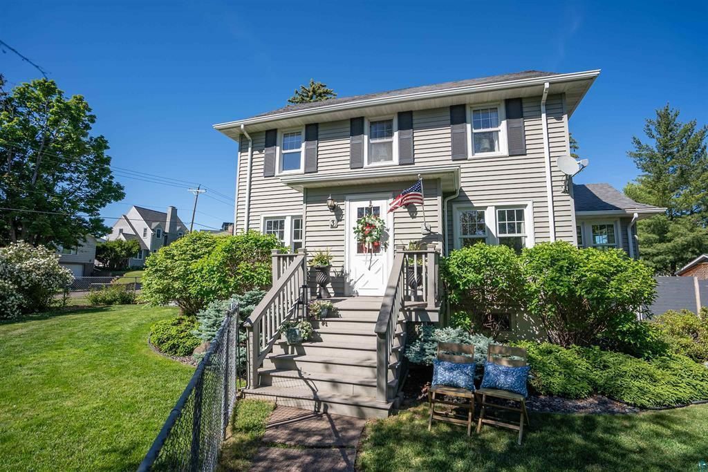 3 E College Street, Duluth, MN 55812
