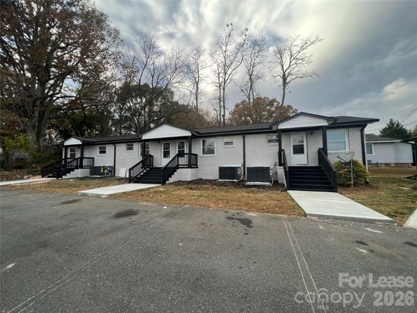 1300 Main Street , Unit 6, Mount Holly, NC 28120
