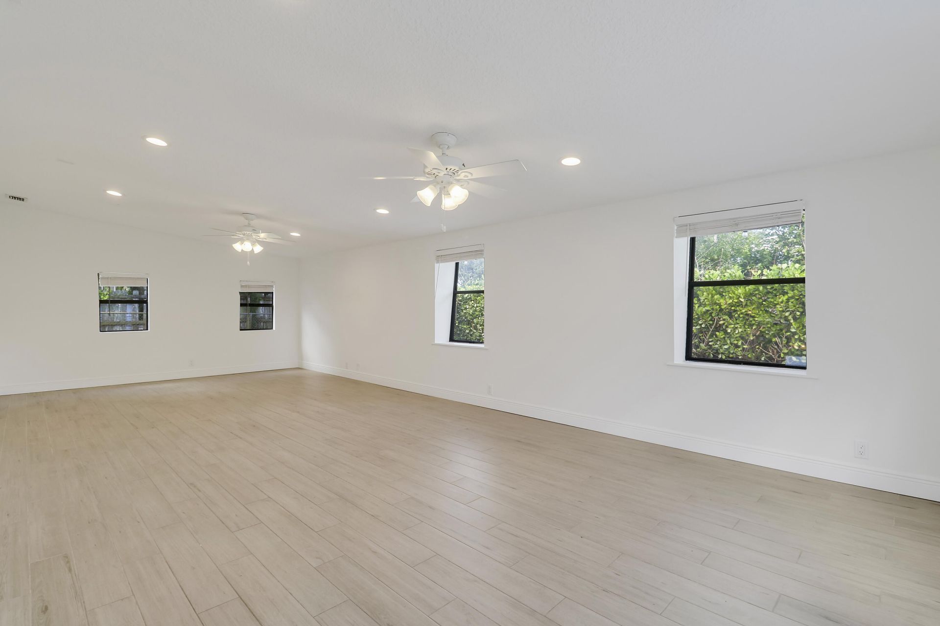816 Juniper Drive, North Palm Beach, FL 33408 Photo