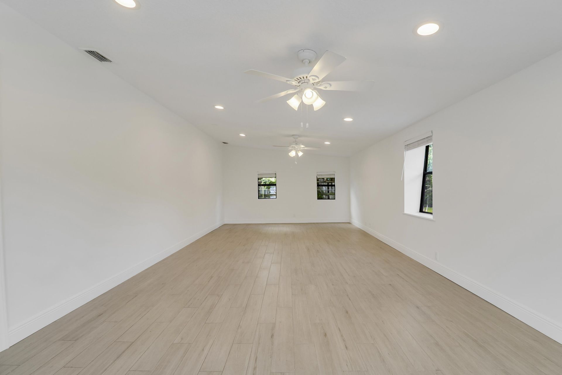 816 Juniper Drive, North Palm Beach, FL 33408 Photo