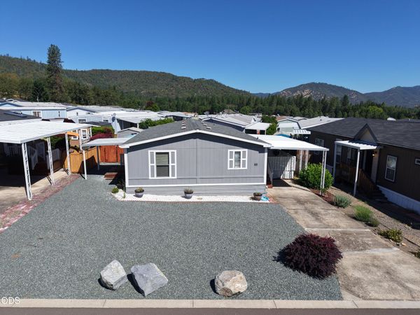 8401 Old Stage Road, UNIT 65, Central Point, OR 97502