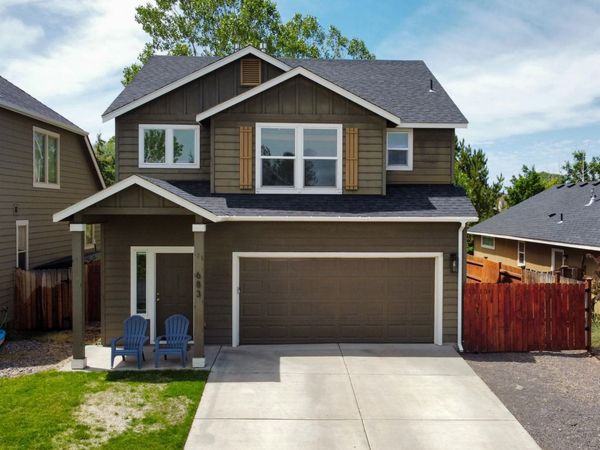 683 NE Providence Drive, Bend, OR 97701