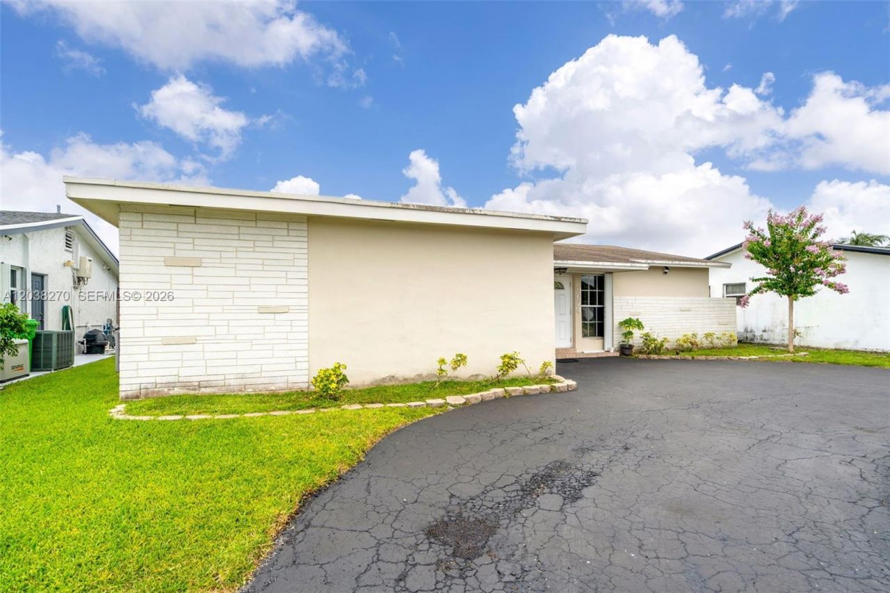 9624 NW 19th Pl, Sunrise, FL 33322 Photo