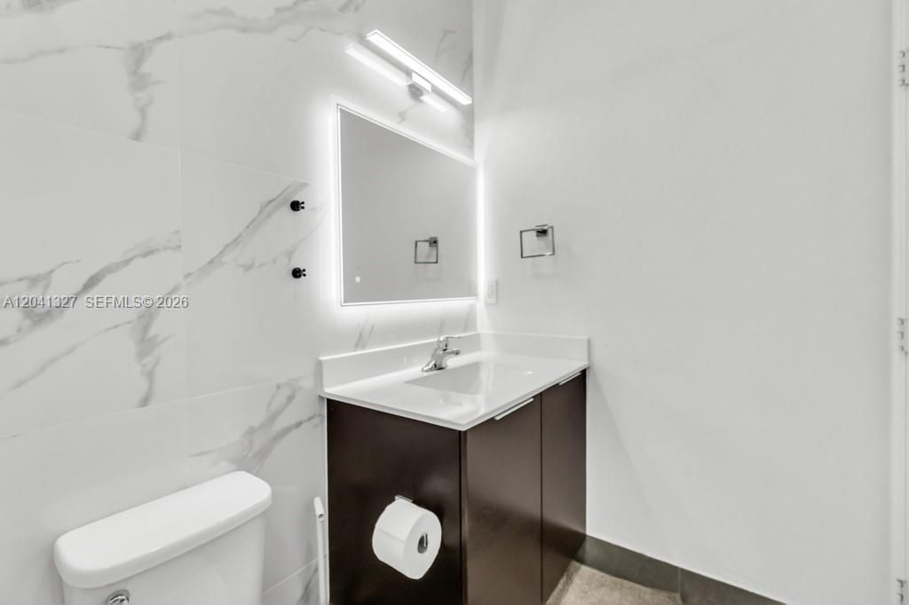 3401 W 94th Ter , Hialeah, FL 33018 Photo