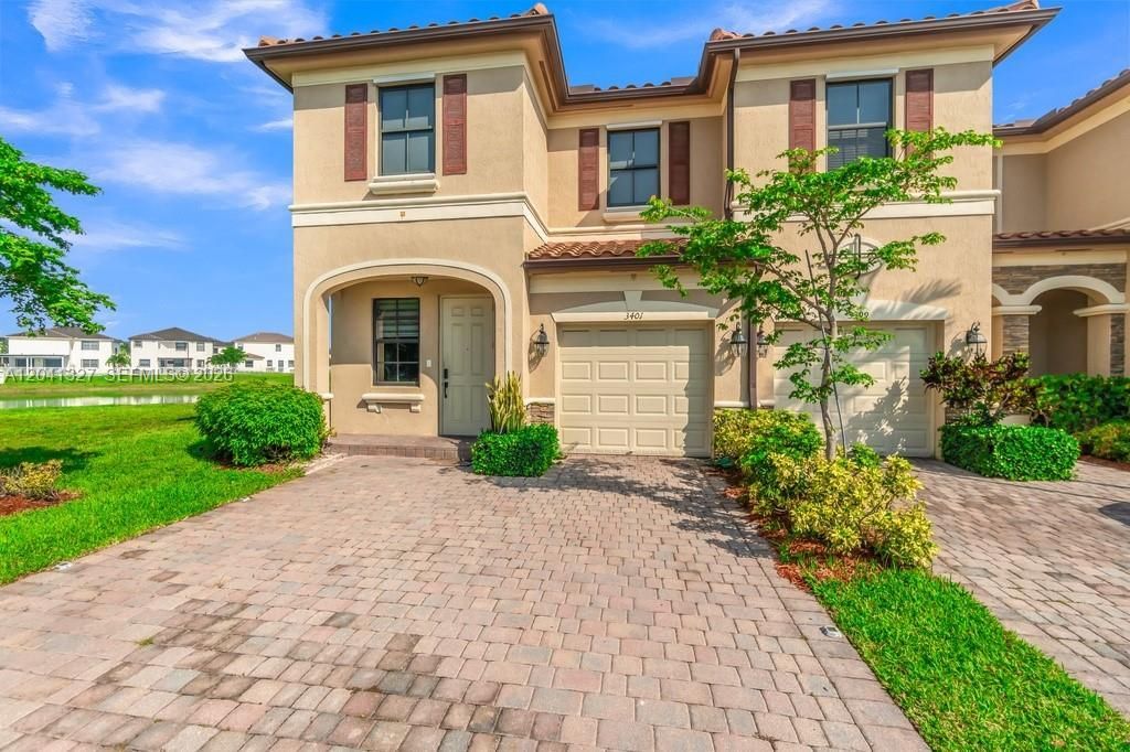 3401 W 94th Ter , Hialeah, FL 33018 Photo