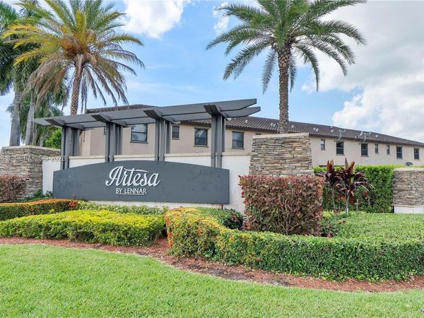11477 SW 248th Ter , Homestead, FL 33032