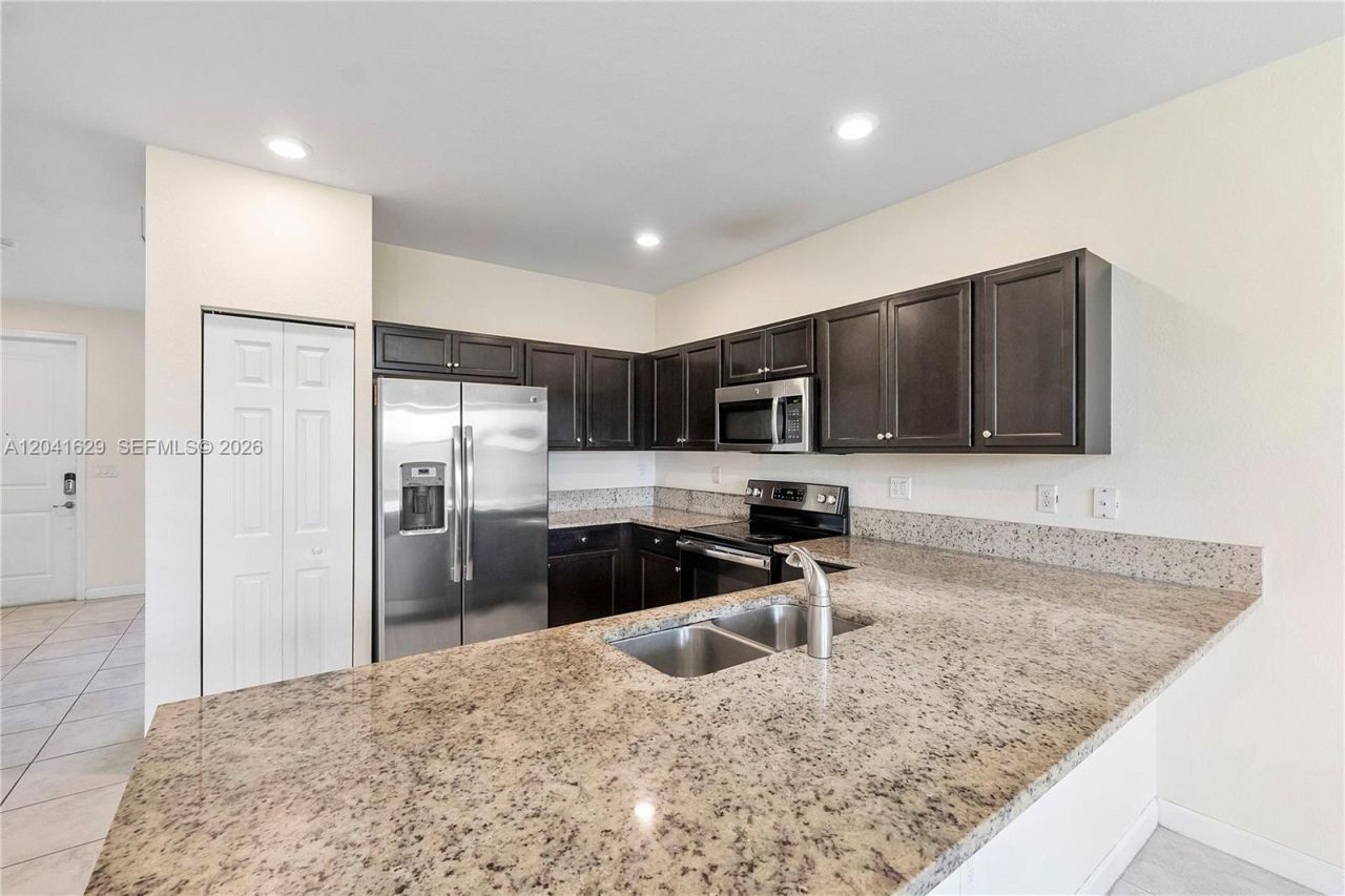 11477 SW 248th Ter , Homestead, FL 33032 Photo