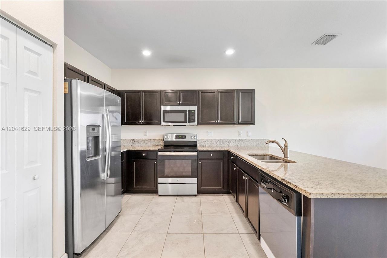 11477 SW 248th Ter , Homestead, FL 33032 Photo