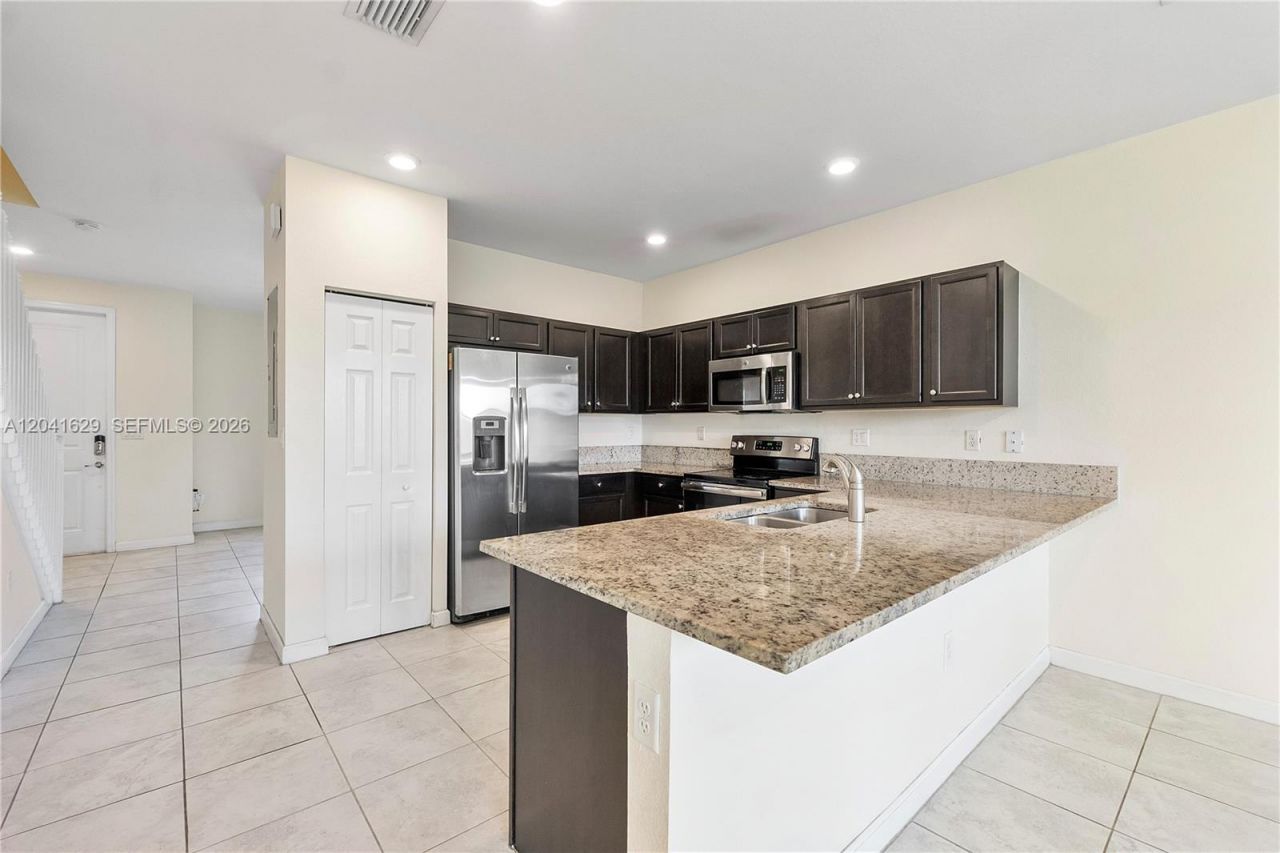 11477 SW 248th Ter , Homestead, FL 33032 Photo