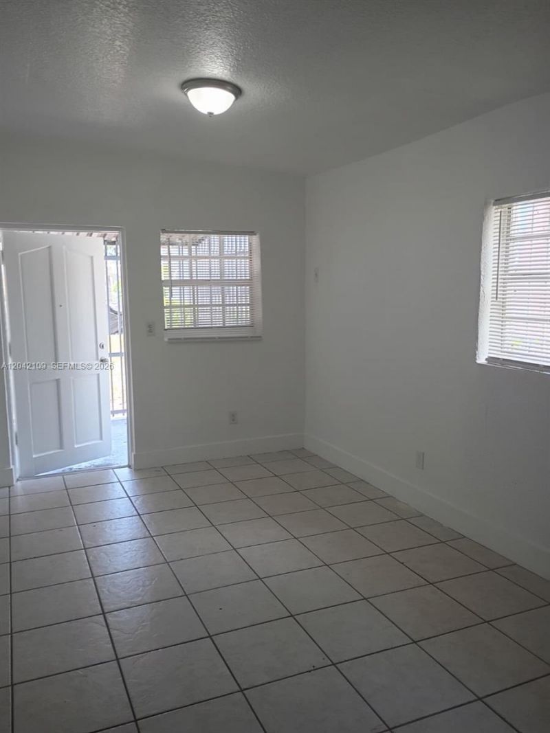 1345 NW 55th St, Unit 2, Miami, FL 33142 Photo