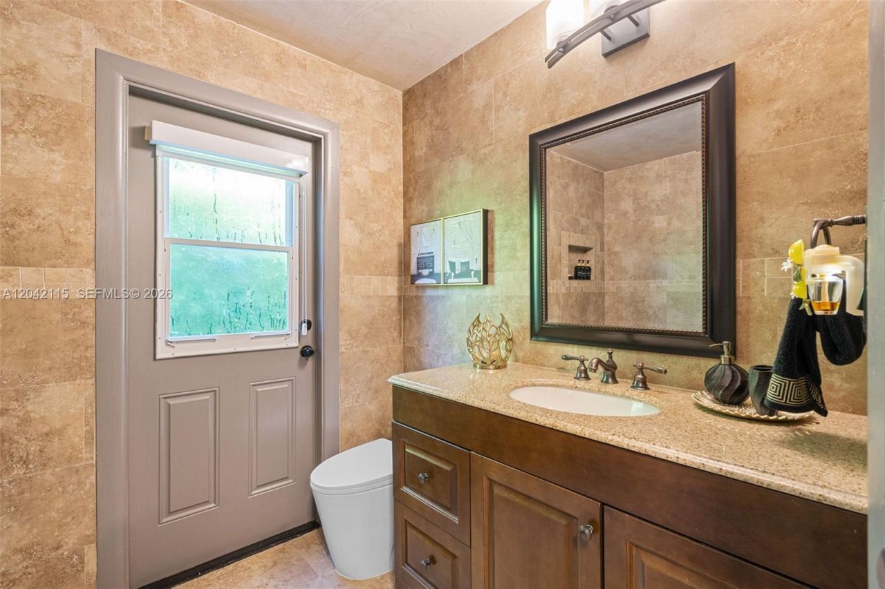 15031 SW 154th Ter , Miami, FL 33187 Photo