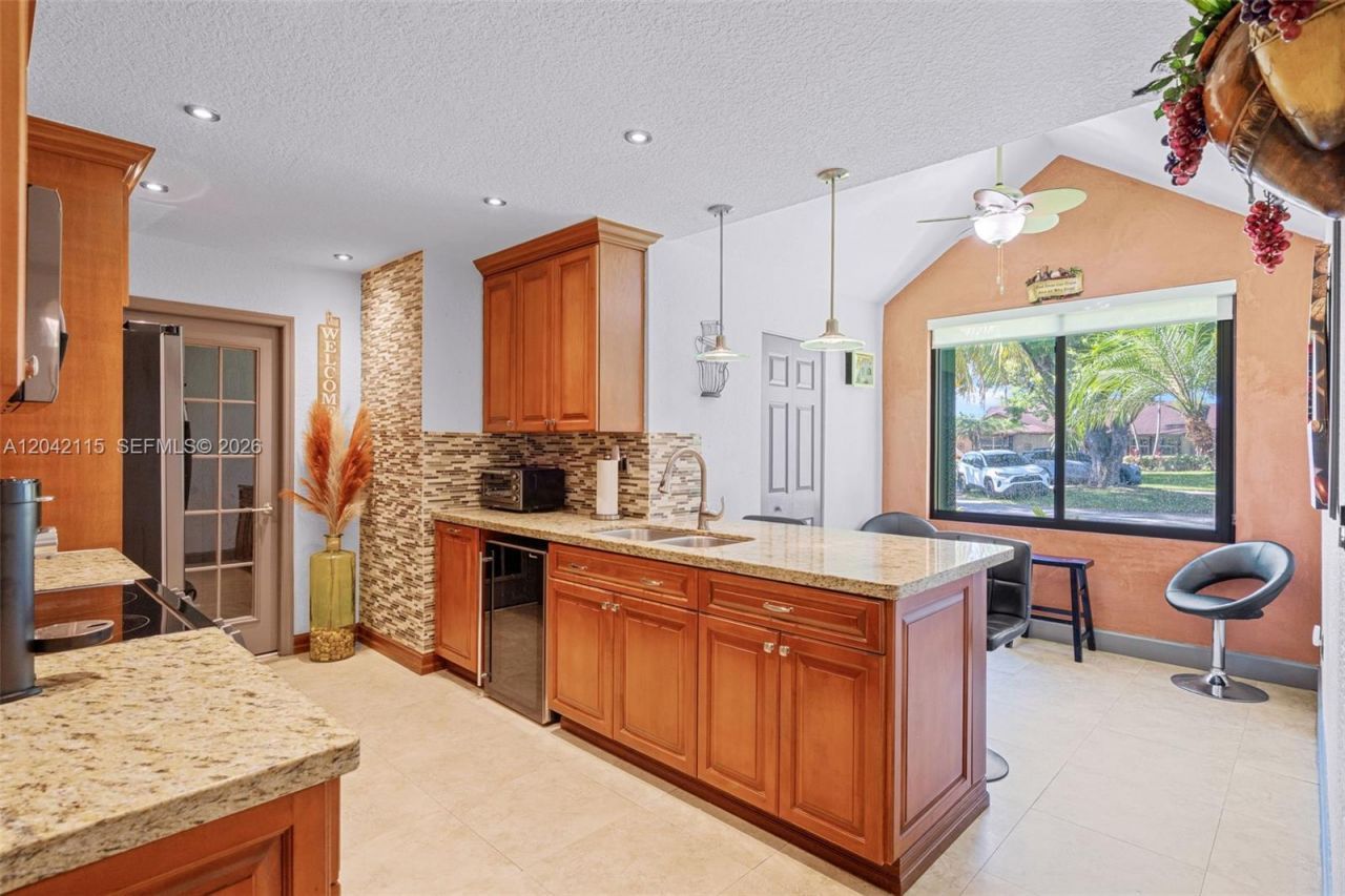 15031 SW 154th Ter , Miami, FL 33187 Photo