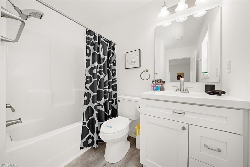 2375 Bahia Vista St , Sarasota, FL 34239 Photo
