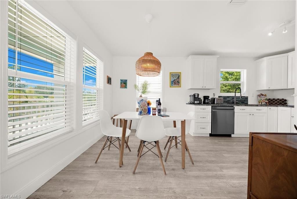 2375 Bahia Vista St , Sarasota, FL 34239 Photo