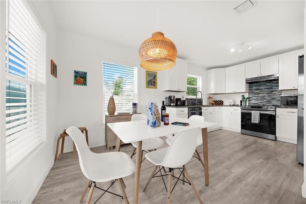 2375 Bahia Vista St , Sarasota, FL 34239 Photo