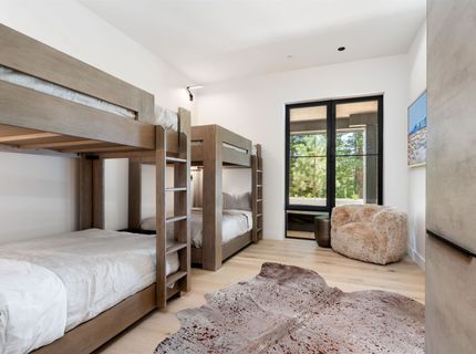 9304 Nine Bark Road, Truckee, CA 96161 Photo