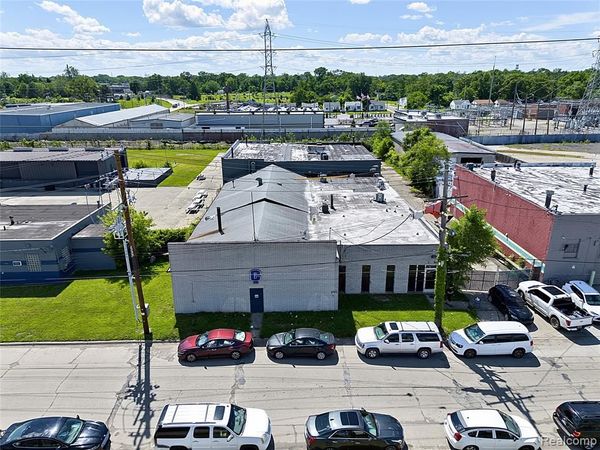 12925 Auburn Street , Detroit, MI 48223