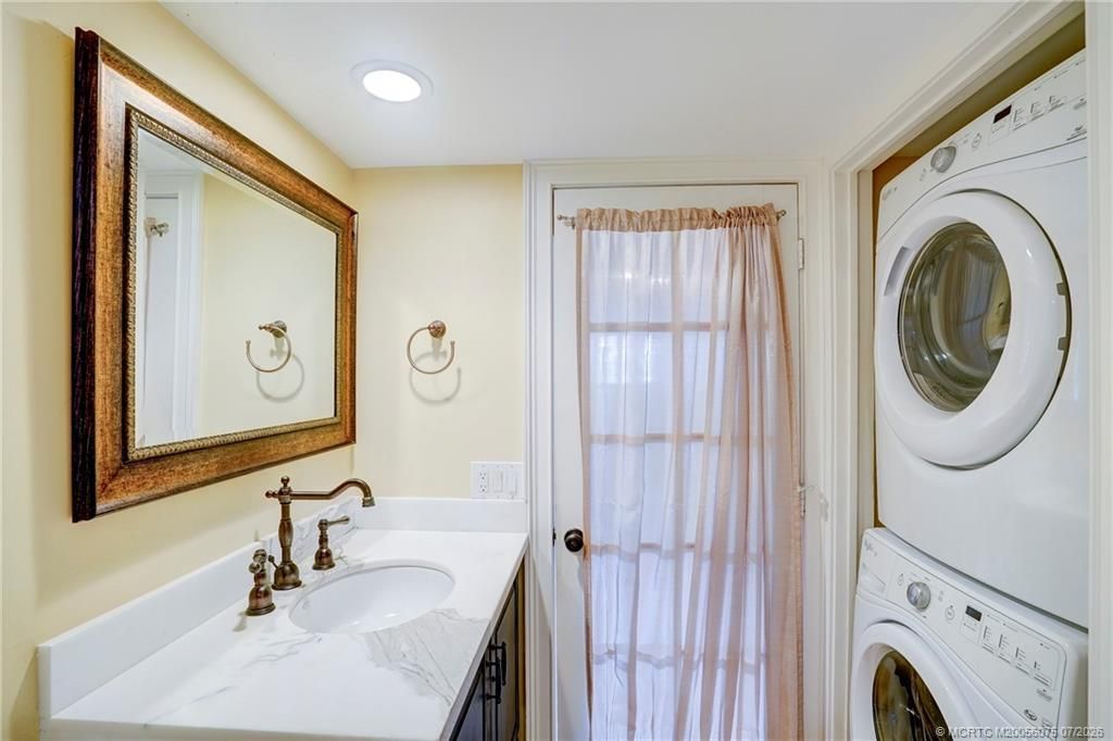 40 NE Plantation Road, Unit 101, Stuart, FL 34996 Photo