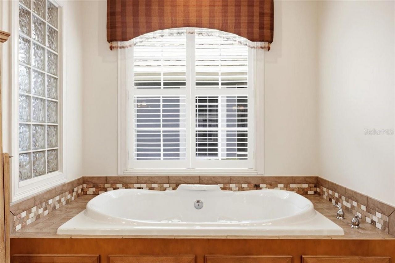 6124 Foxfield Court, Windermere, FL 34786 Photo